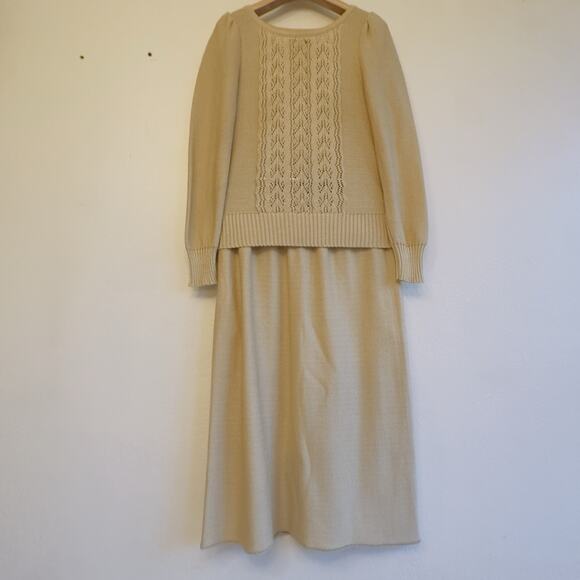 Vintage Vivanti Metallic Gold Knit Sweater Skirt Set Size 6 Festive Made in USA - Picture 3 of 12